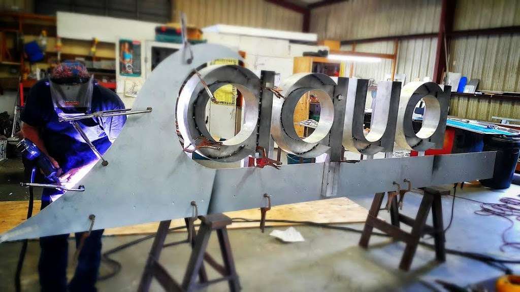 Aqua Hand Car Wash & Detail in 1013 Montrose Blvd, Houston, TX 77019, USA