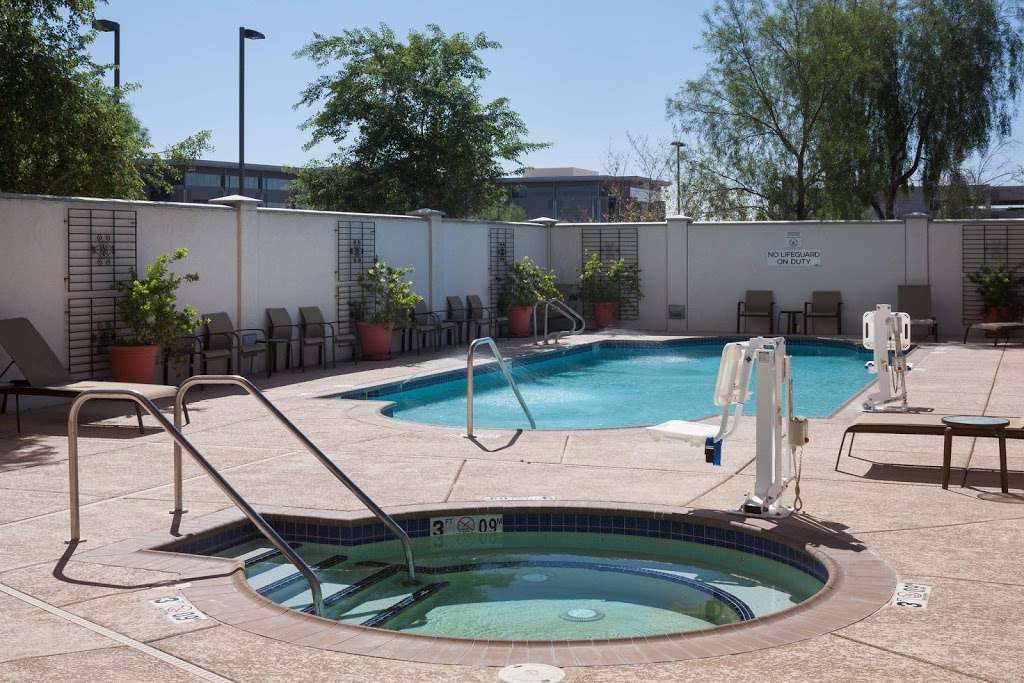 Fairfield Inn & Suites by Marriott Phoenix Chandler/Fashion Cent | 1100 S Price Rd, Chandler, AZ 85286, USA | Phone: (480) 963-5300