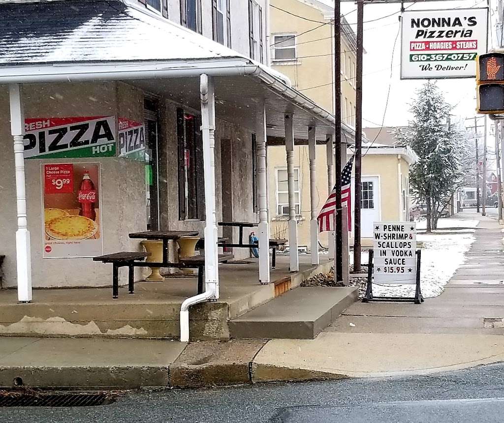Nonna’s Pizzeria | 1340 E Philadelphia Ave, Gilbertsville, PA 19525, USA | Phone: (610) 367-0757