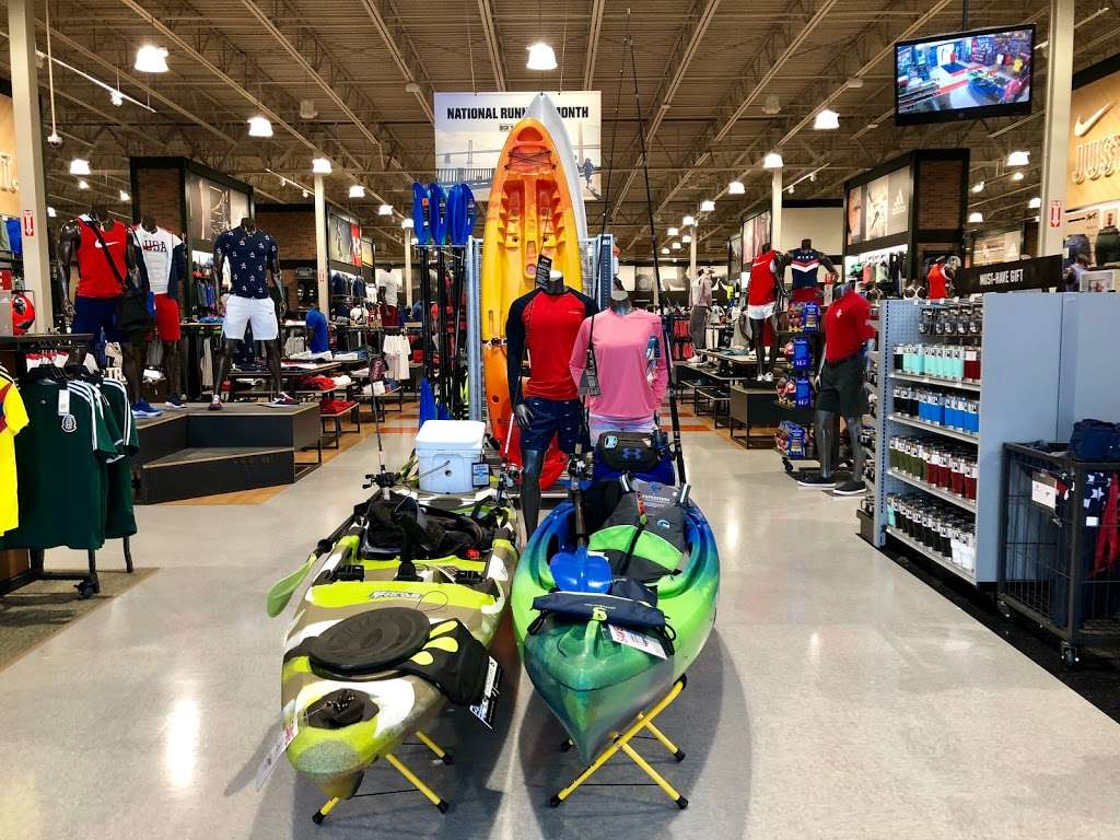 DICKS Sporting Goods | 14359 East Sam Houston Pkwy N, Houston, TX 77044 | Phone: (281) 677-4483