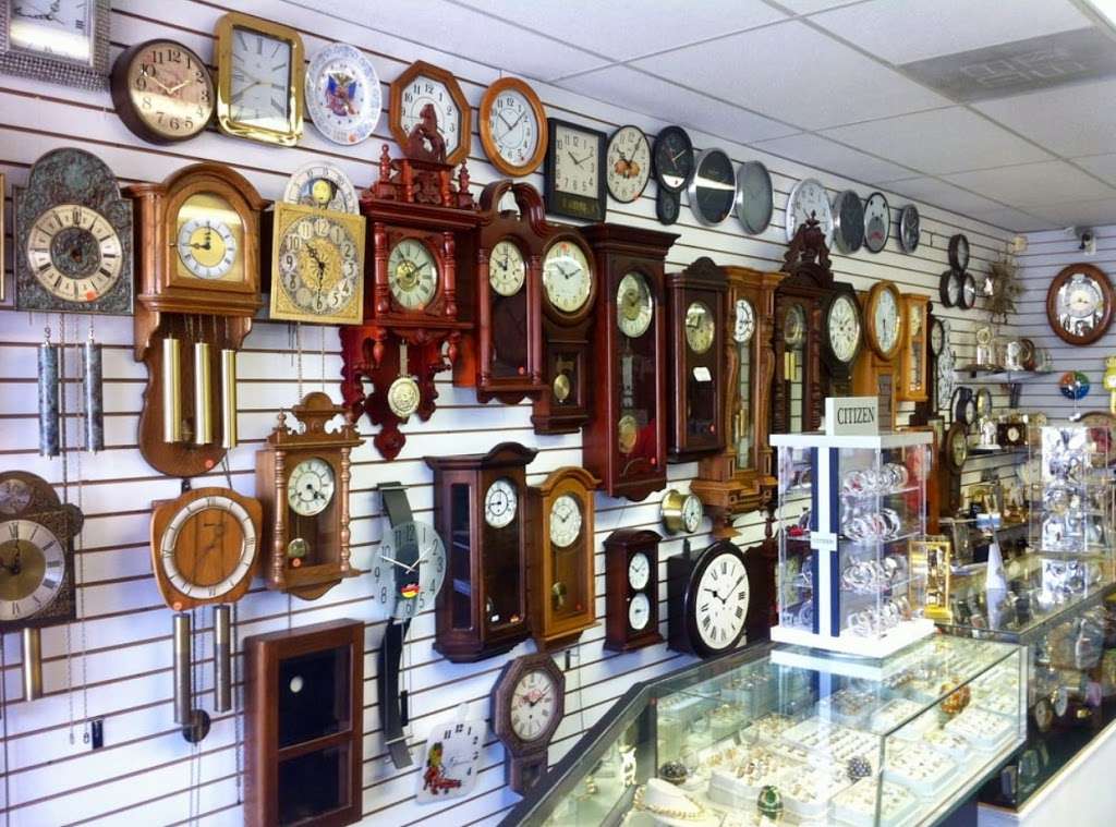 The Clock Specialist | 4304 W Victory Blvd, Burbank, CA 91505 | Phone: (818) 848-7848