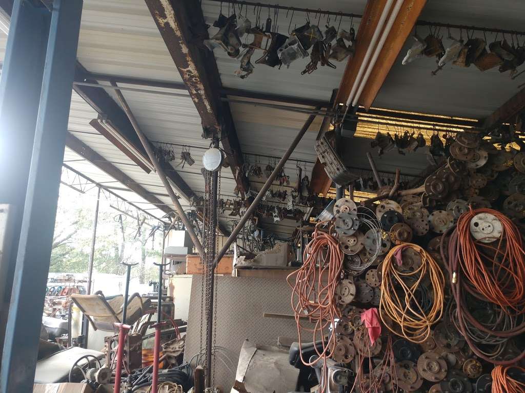 Pasadena 4X4 Salvage | 2410 Beverly Rd, Pasadena, TX 77503, USA | Phone: (281) 487-0184