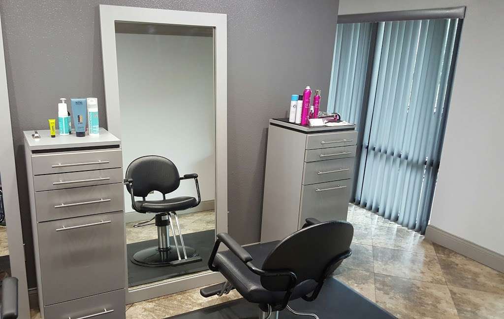 Spa Ezenzia & Hair Designs | 210 Arteva Dr, Lakeland, FL 33809, USA | Phone: (863) 858-2191