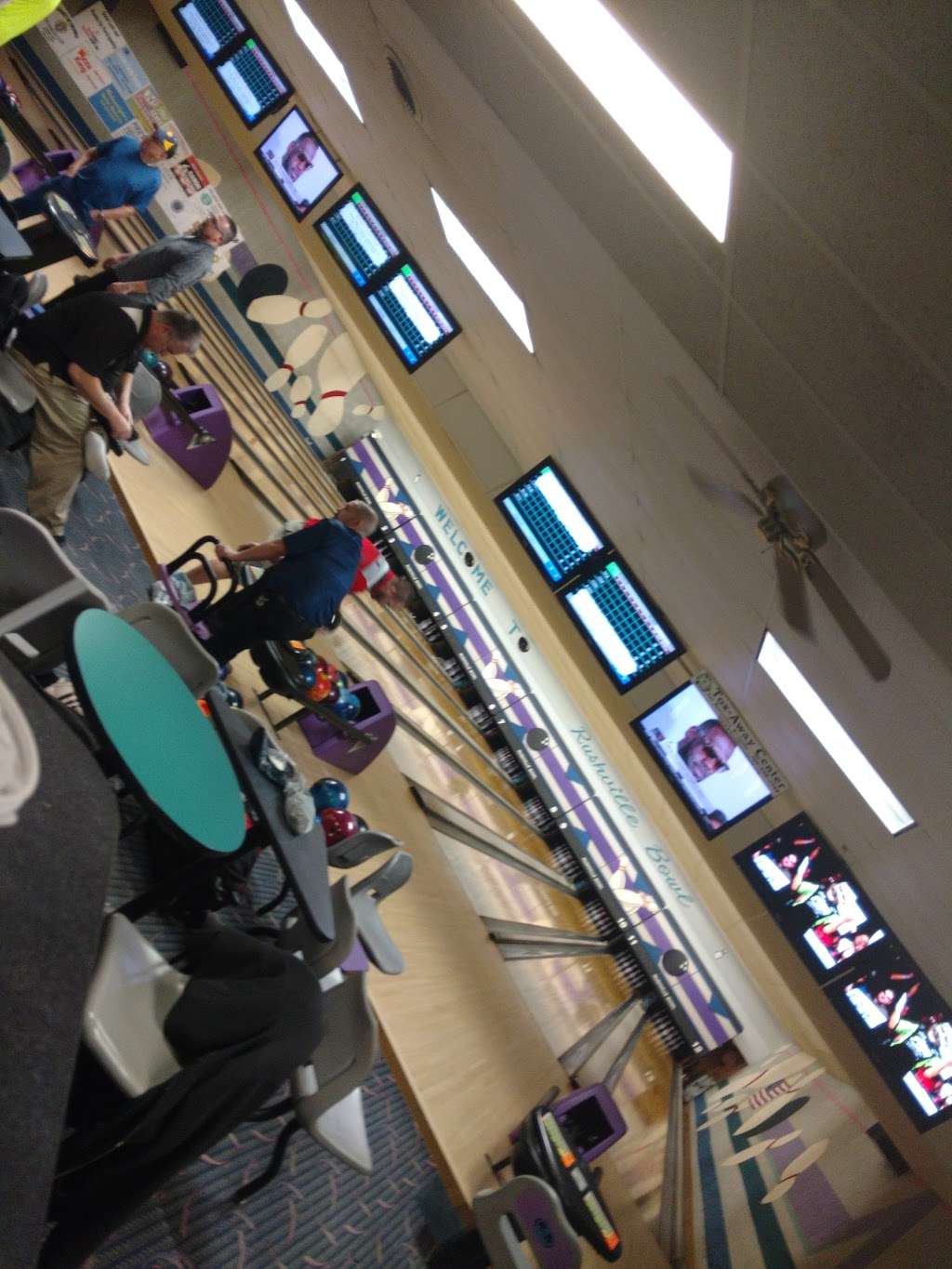 Rushville Bowl | 1124 IN-3, Rushville, IN 46173, USA | Phone: (765) 932-5389