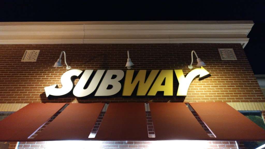 Subway Restaurants | 3548 Avalon Park E Blvd #2, Orlando, FL 32820, USA | Phone: (407) 382-6218