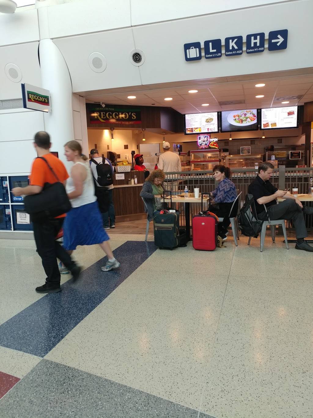 Reggio’s | OHare International Airport (ORD), Terminal 3, Concourse G Gate G8, Chicago, IL 60666, USA | Phone: (773) 974-2002