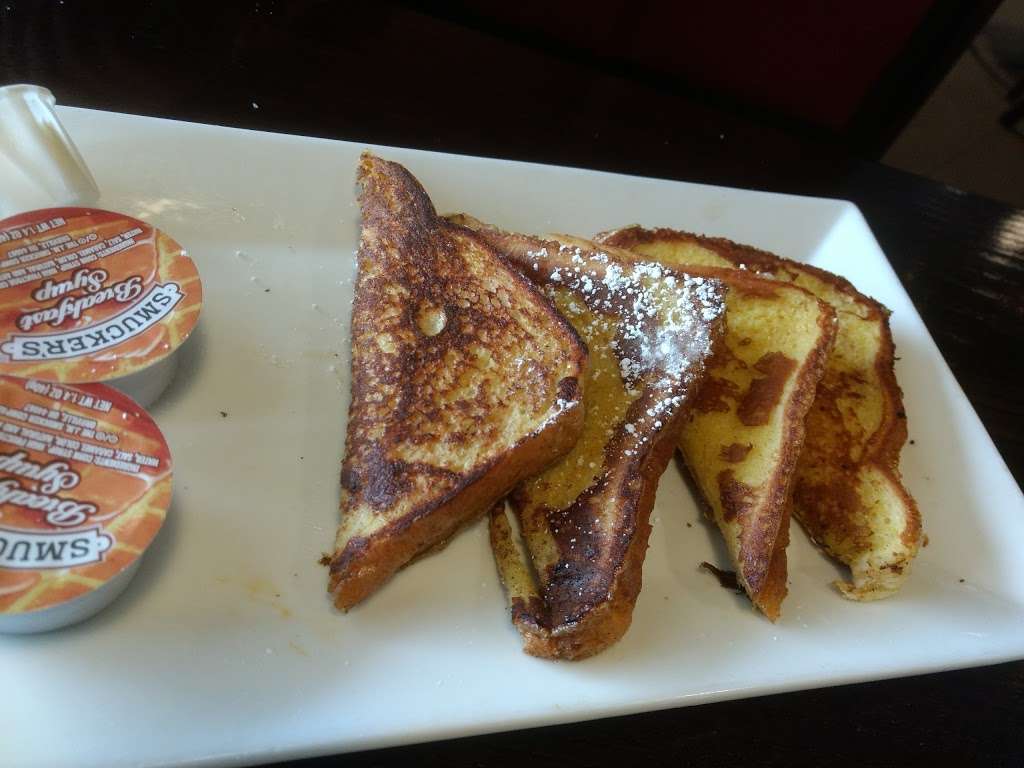 Home Town Breakfast Bar & Grill | 8732 Hamilton Blvd, Breinigsville, PA 18031 | Phone: (610) 395-7316