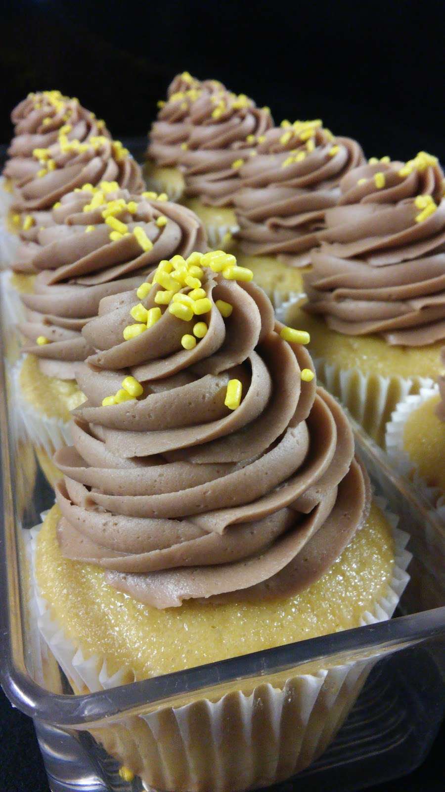 Kellis Cupcakes | 21928 TX-494 Loop, New Caney, TX 77357, USA | Phone: (281) 354-5570