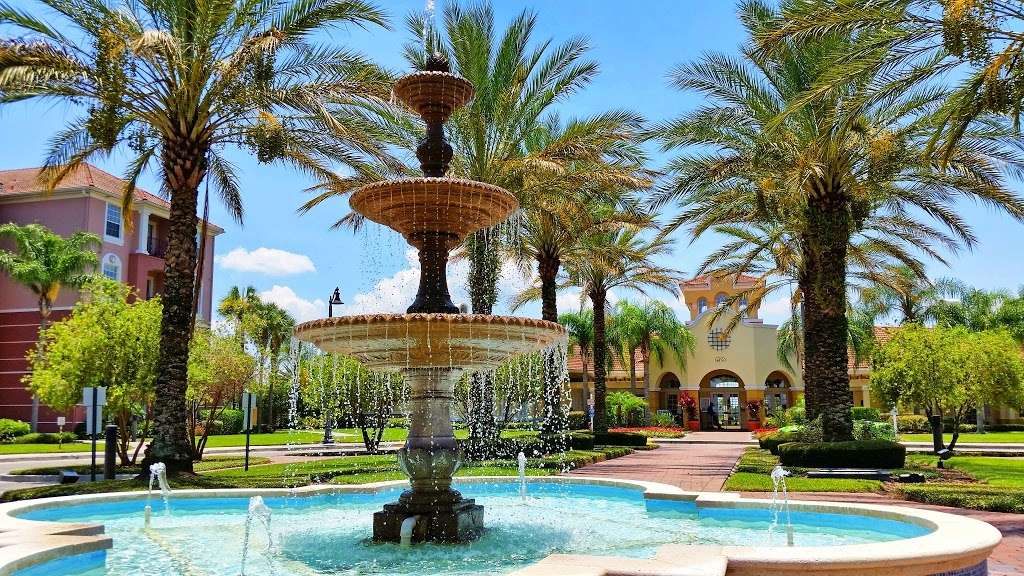Vista Cay Resort by Casiola | 4874 Cayview Ave, Orlando, FL 32819, USA | Phone: (800) 464-4104
