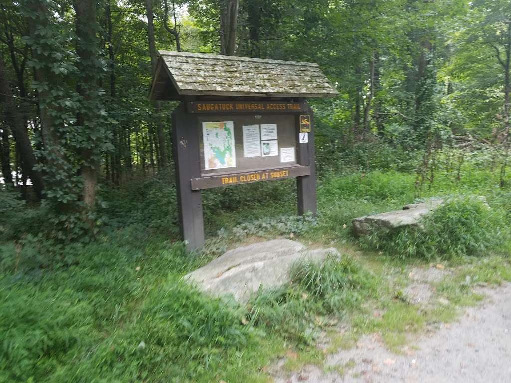 Saugatuck Universal Access Trail | 100-198 Newtown Turnpike, Redding, CT 06896