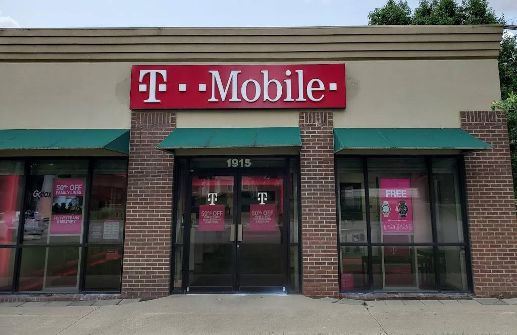 T-Mobile | 1915 Nicholasville Rd, Lexington, KY 40503, USA | Phone: (859) 277-7835