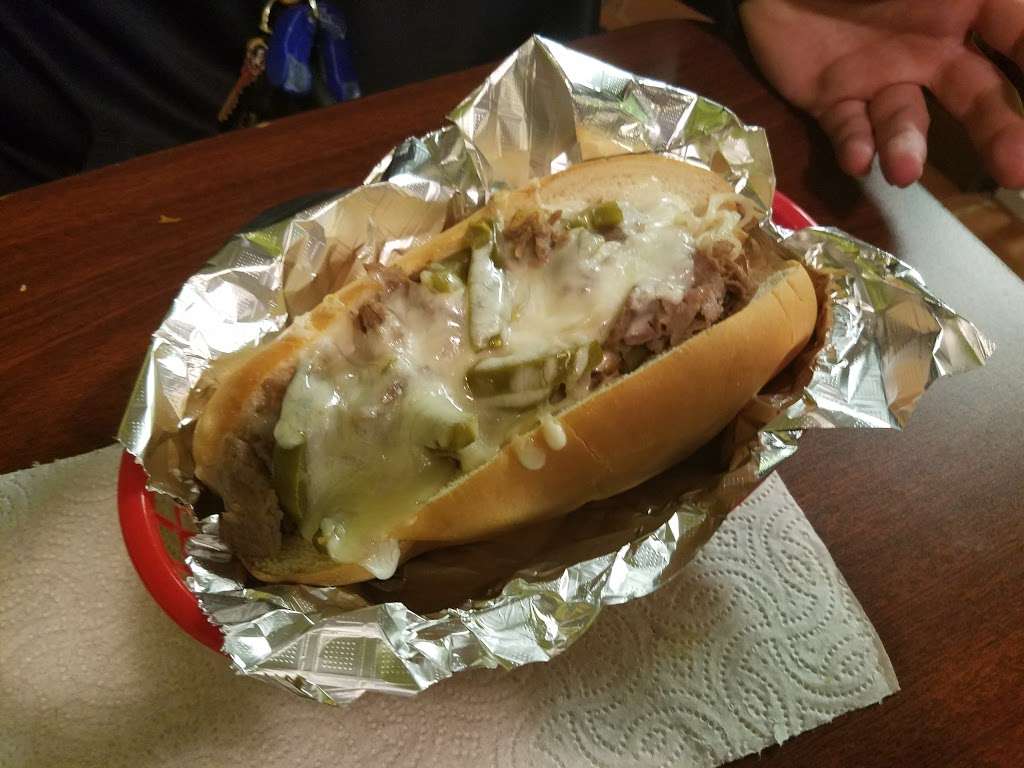 Yummy Dogs | 577 Deltona Blvd, Deltona, FL 32725, USA | Phone: (386) 259-9729