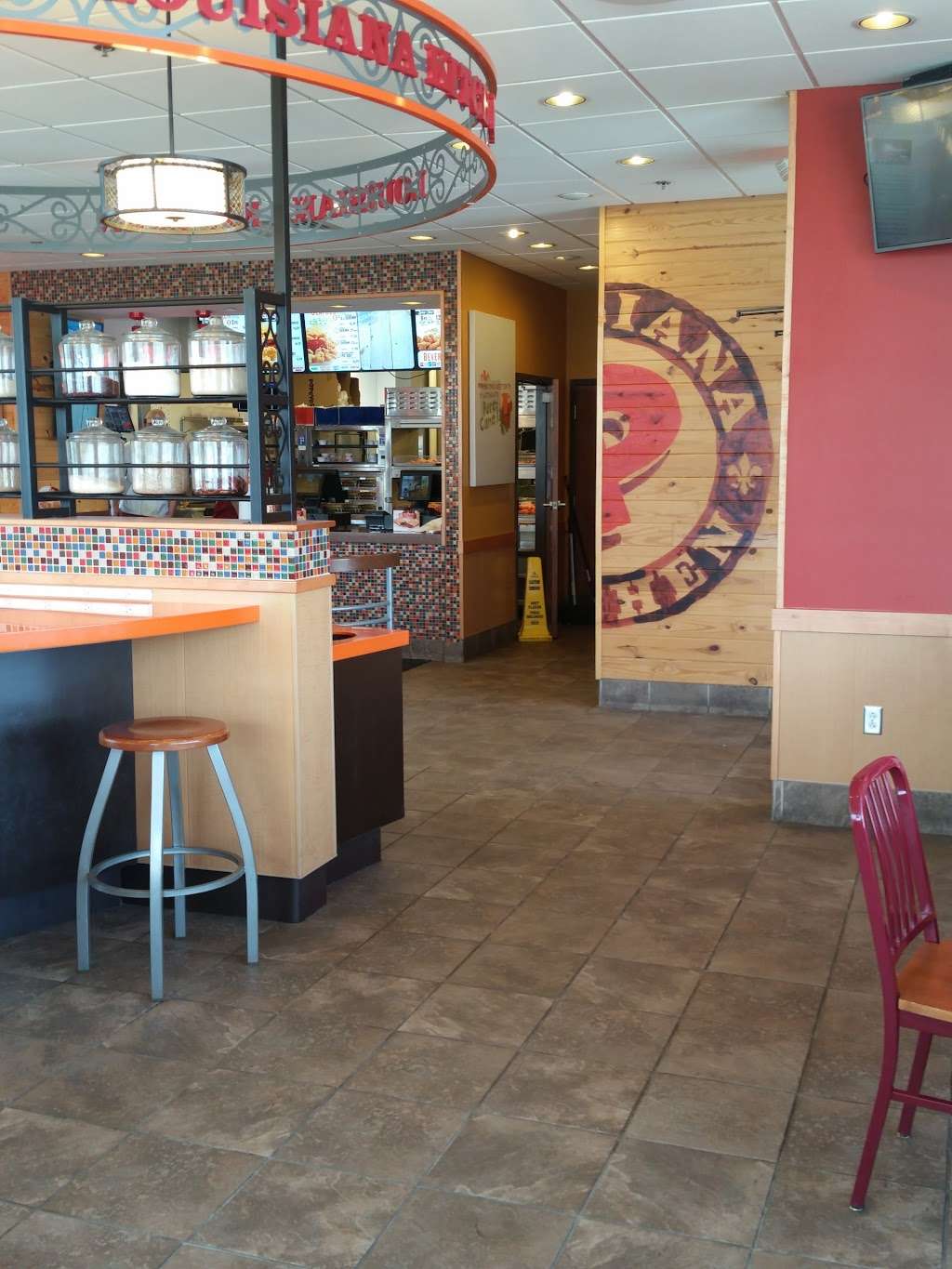 Popeyes Louisiana Kitchen | 5713 S Scatterfield Rd, Anderson, IN 46013 | Phone: (765) 622-4994