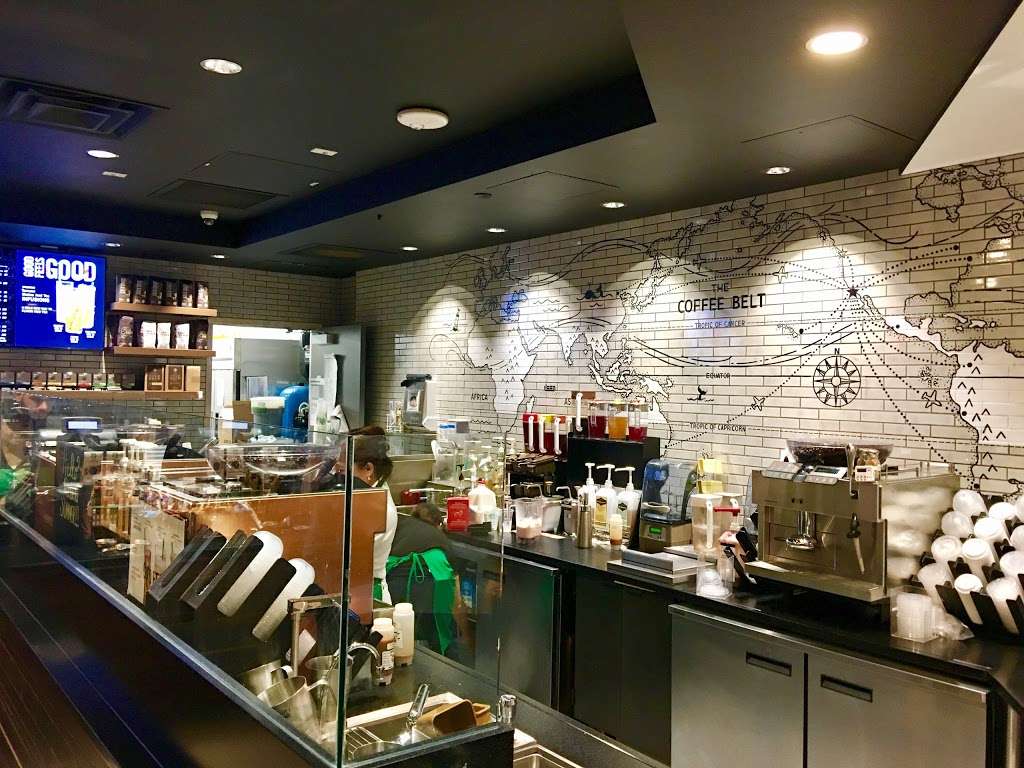 Starbucks | 201 World Way, Los Angeles, CA 90045, USA | Phone: (310) 646-3472