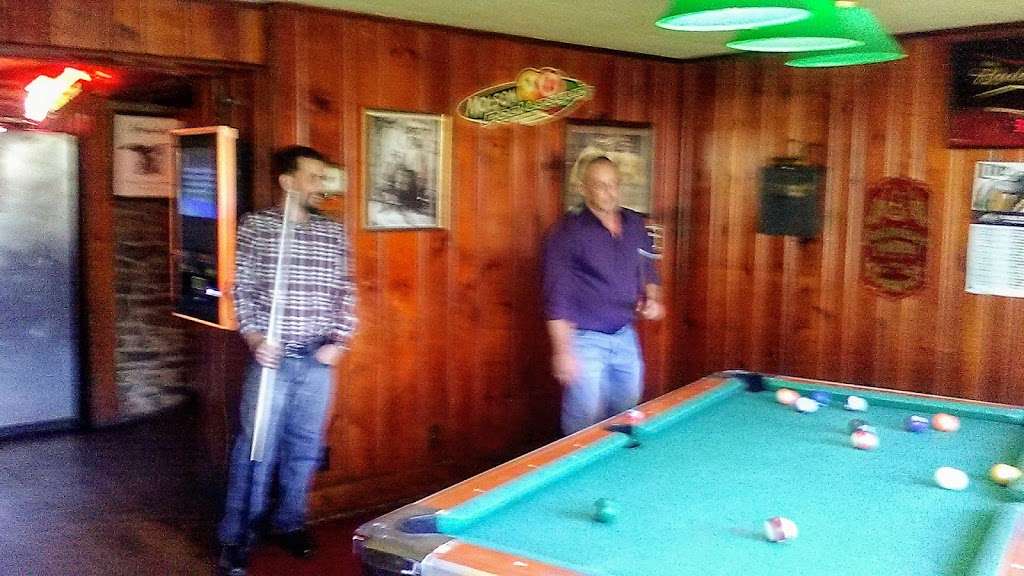 Raven's Nest 625 Old Bethlehem Rd, Quakertown, PA 18951, USA