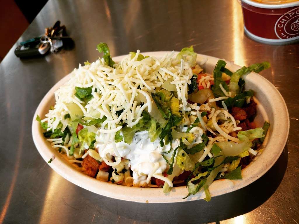 Chipotle Mexican Grill | 112 Commerce Way, Woburn, MA 01801, USA | Phone: (781) 933-5450