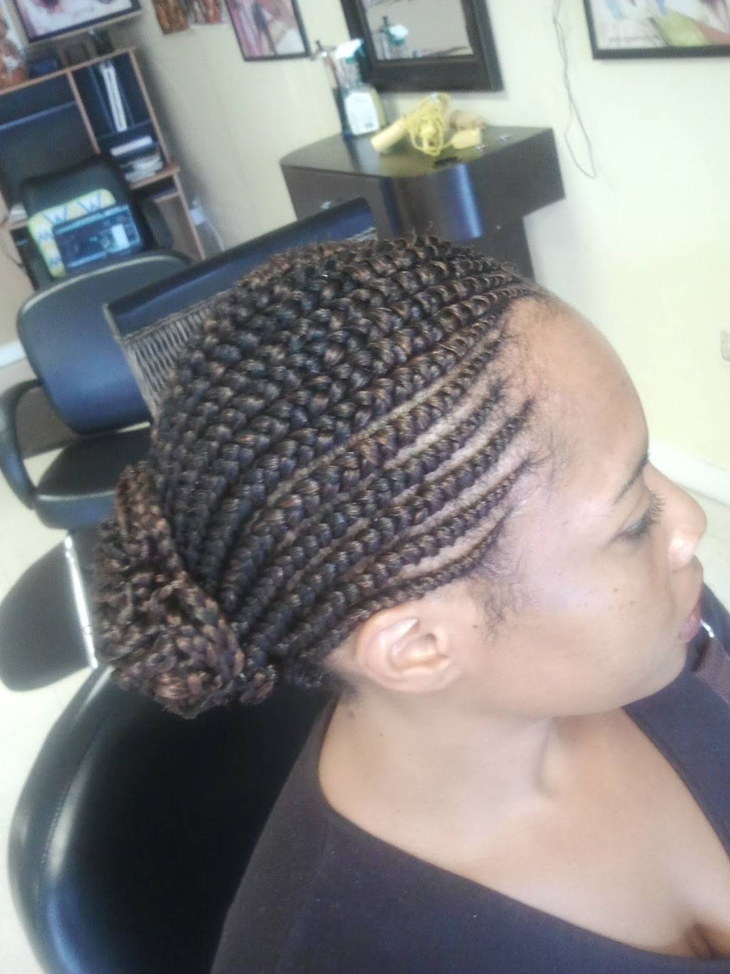 Akwaaba African Hair Braiding | 1000 W Waters Ave, Tampa, FL 33604, USA | Phone: (813) 443-0605