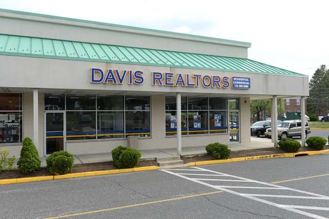 Davis Realtors | 810 Deal Rd, Ocean Township, NJ 07712, USA | Phone: (732) 695-6060