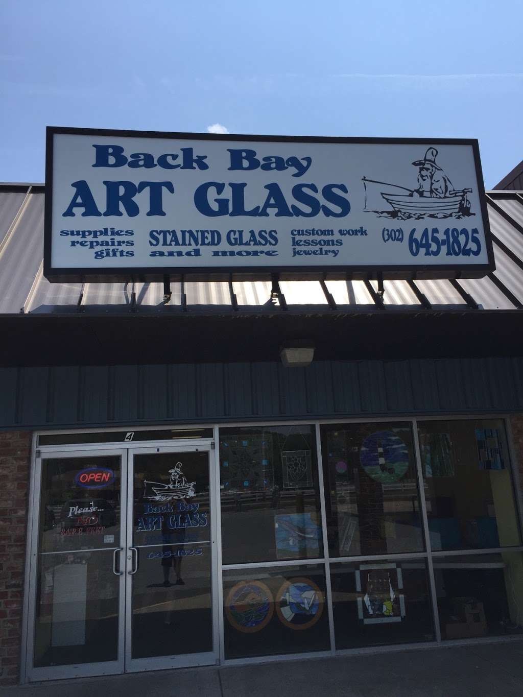 Back Bay Art Glass LLC | 31507 Trading Post Plaza, Unit #4, Millsboro, DE 19966, USA | Phone: (302) 645-1825