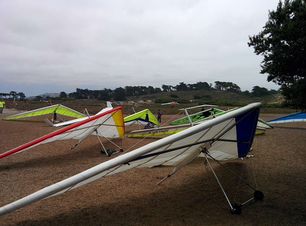 The Fellow Feathers of Fort Funston Hang Gliding Club | 206 Fort Funston Rd, San Francisco, CA 94112, USA | Phone: (415) 333-0100