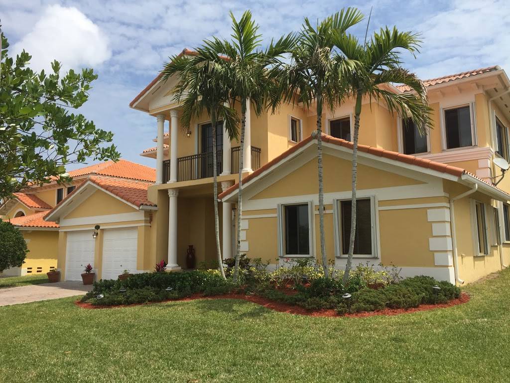 Trisha Fuerst - Pinecrest Homes | 15610 SW 84th Ct, Palmetto Bay, FL 33157, USA | Phone: (786) 208-9048