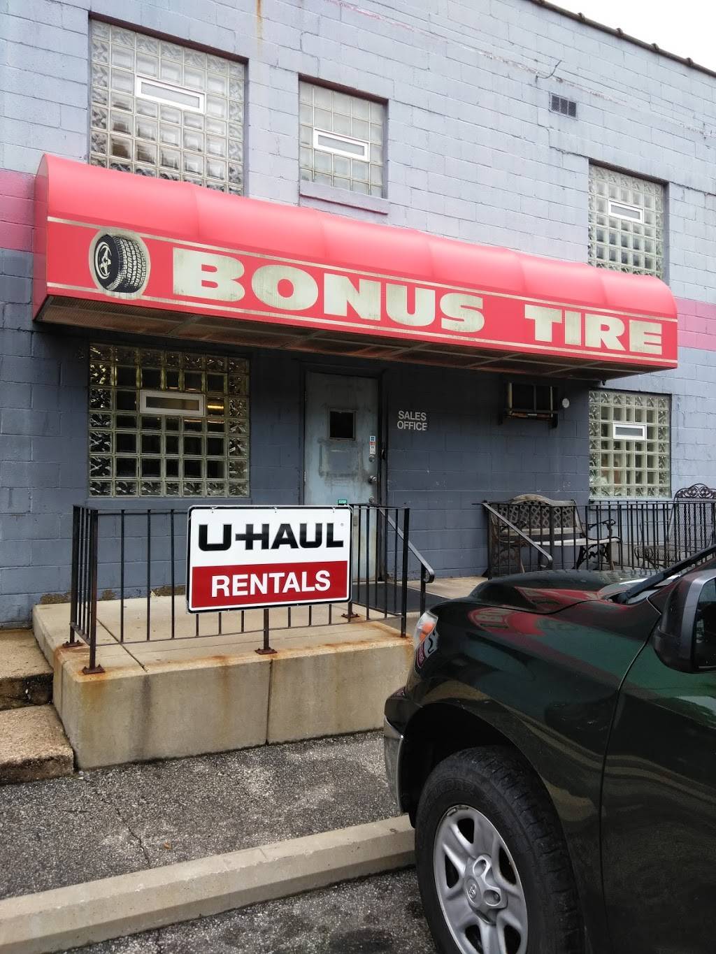 Bonus Tire Center | 4349 Verona Rd, Verona, PA 15147, USA | Phone: (412) 242-7700