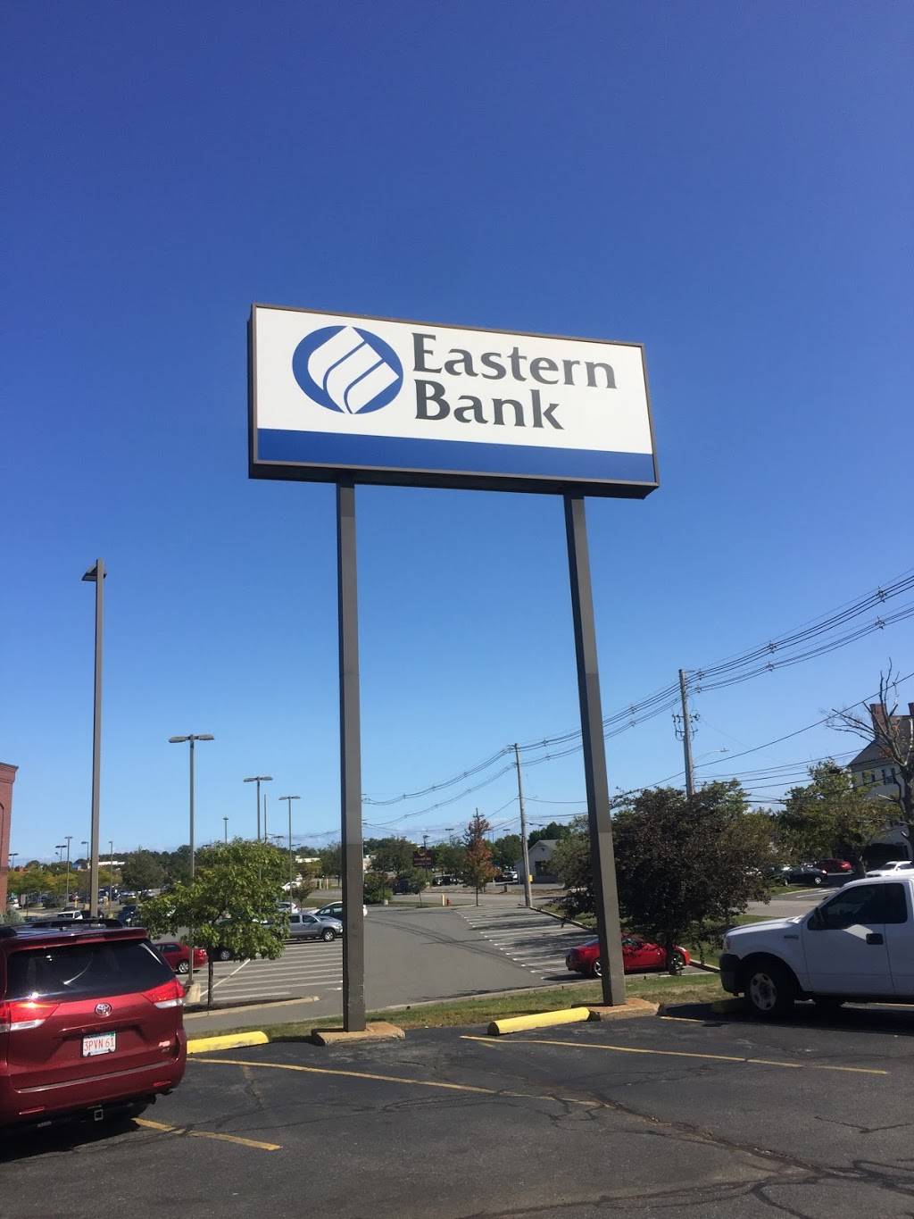 Eastern Bank | 4 Federal St, Danvers, MA 01923, USA | Phone: (978) 777-1600