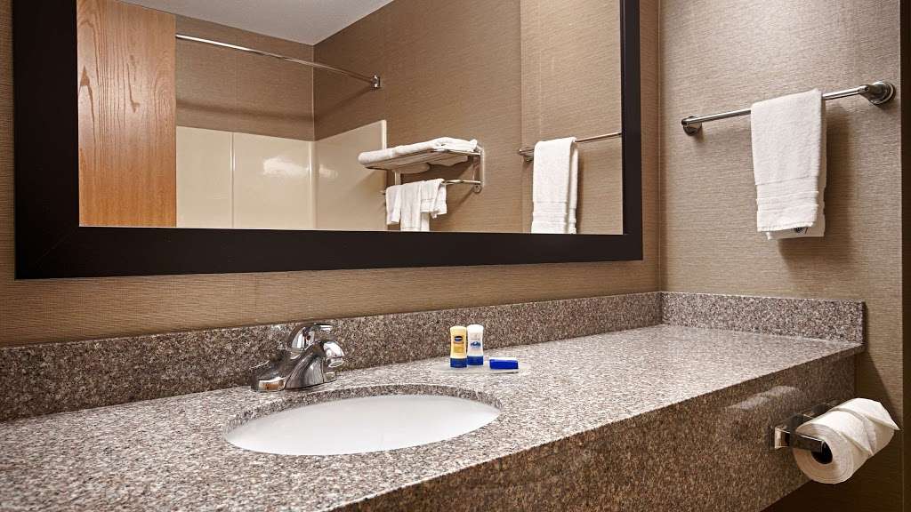 Best Western Pontiac Inn | 1821 W Reynolds St, Pontiac, IL 61764, USA | Phone: (815) 842-2777