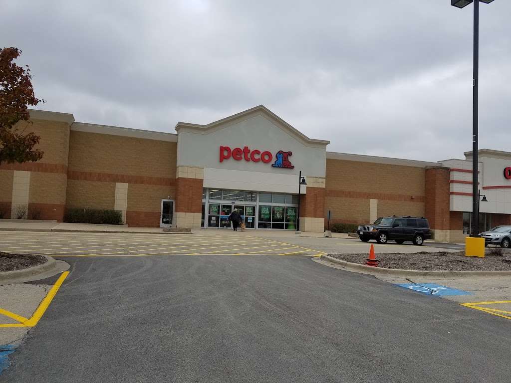 Petco | 3066 US-34, Oswego, IL 60543, USA | Phone: (630) 551-3262