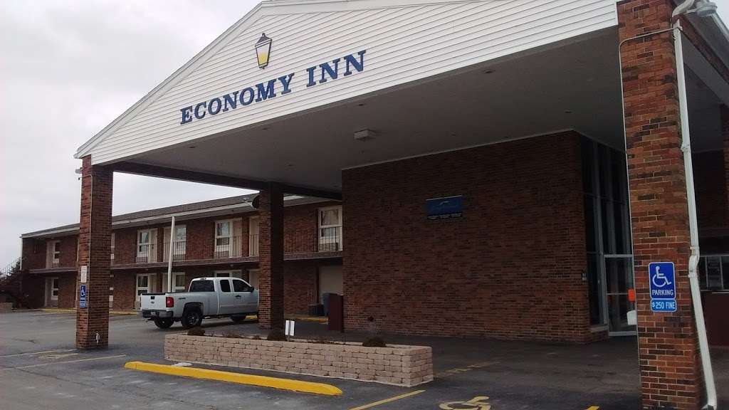 Economy Inn | 2125 S Schuyler Ave, Kankakee, IL 60901, USA | Phone: (815) 939-4551