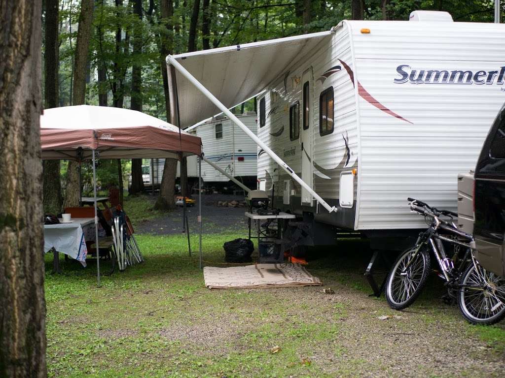 Shady Oaks Family Campground | 40 Round Barn Rd, Newmanstown, PA 17073, USA | Phone: (717) 949-3177