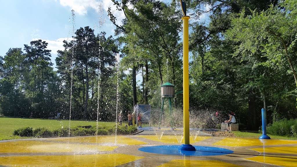 May Valley Park & Sprayground | 11598 May Valley Cir, The Woodlands, TX 77354, USA | Phone: (281) 516-7348