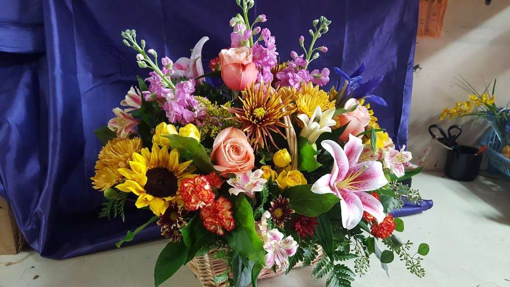 Flanders Florist | The Mall @ 206, Unit 8.3, Flanders, NJ 07836, USA | Phone: (973) 584-6111