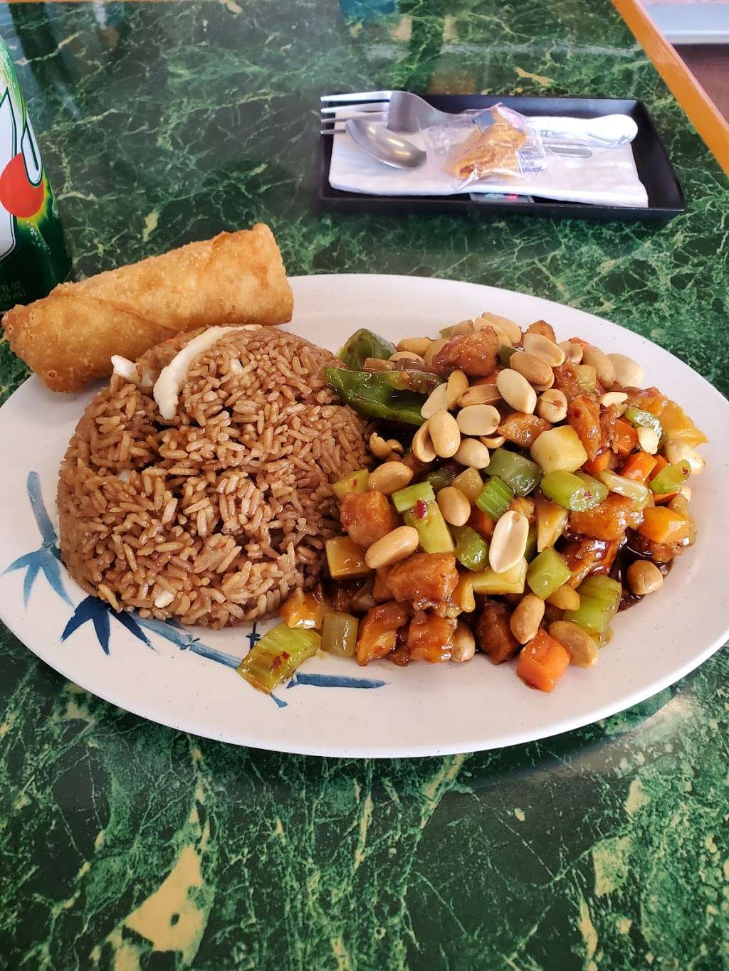 Kings Wok Chinese Restaurant | 6556 S Lovers Lane Rd, Franklin, WI 53132, USA | Phone: (414) 525-0533