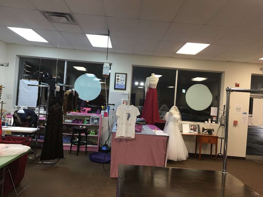 Kathy’s Tailoring And Dry Clean | 420 Old Colony Rd, Norton, MA 02766, USA | Phone: (508) 455-2256