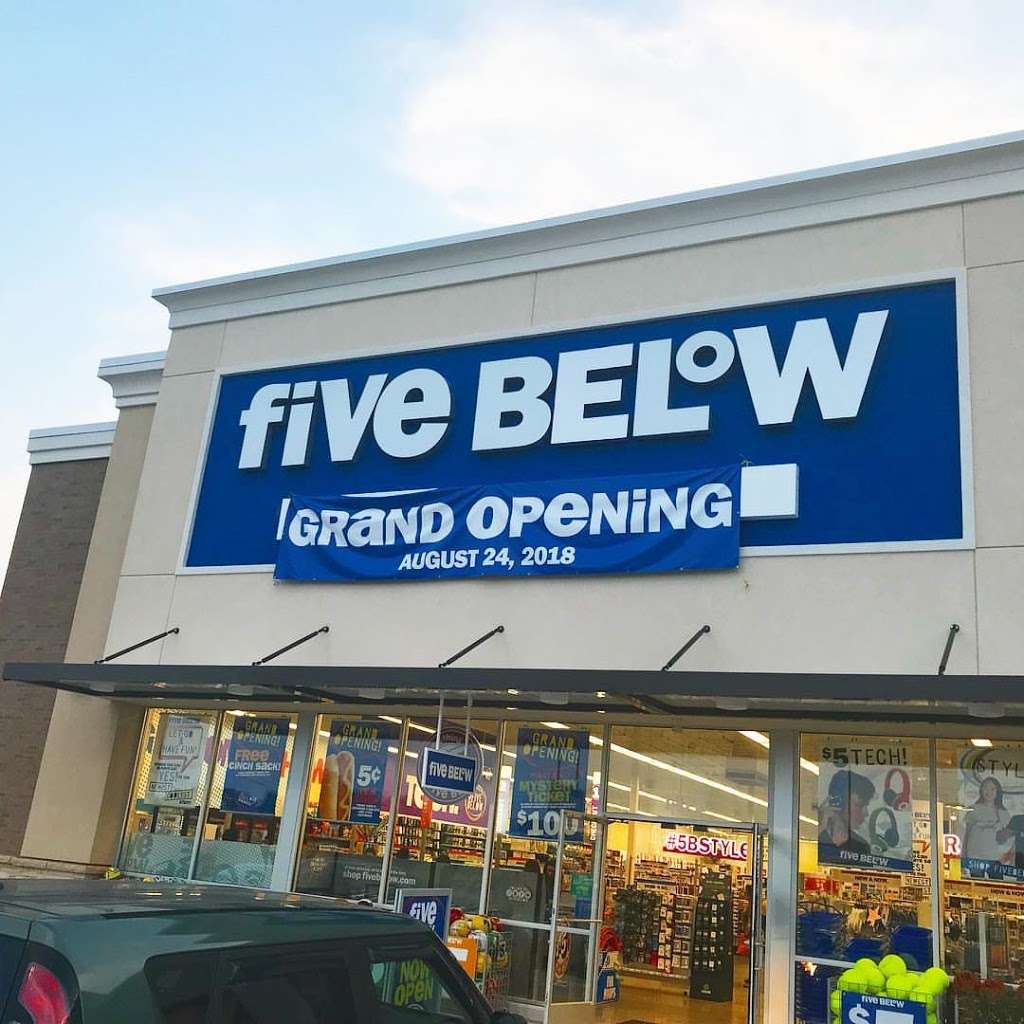 Five Below | 44426 Valley Central Way, Lancaster, CA 93536 | Phone: (661) 723-0451