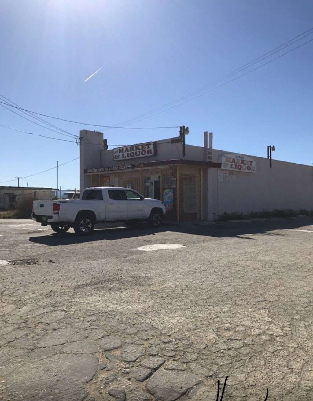 Four Points Liquor & Market | 5510 Pearblossom Hwy, Palmdale, CA 93552, USA | Phone: (661) 533-1366