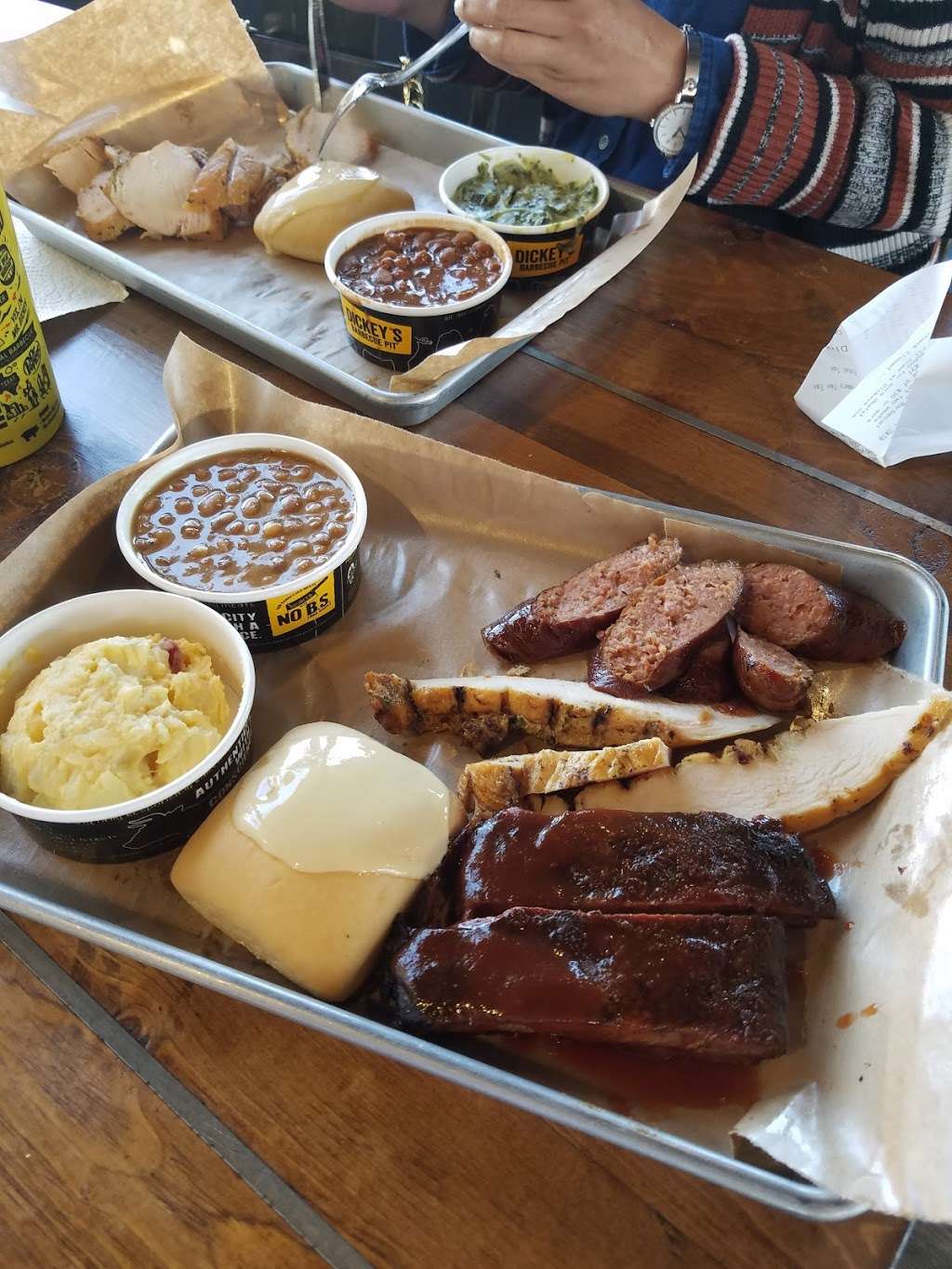 Dickeys Barbecue Pit | 2620 Fisher Blvd, Barstow, CA 92311, USA | Phone: (760) 253-3227