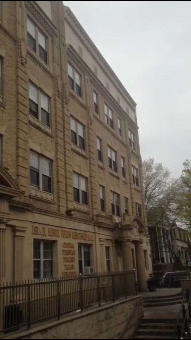 Central Yeshiva Tomchei Tmimim Lubavitch Dormitory | 1414 President St, Brooklyn, NY 11213, USA | Phone: (718) 774-3430