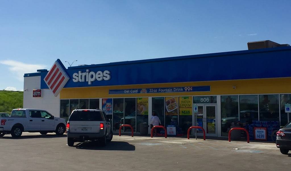 Stripes Convenience Store | 806 34th St, Lubbock, TX 79404 | Phone: (806) 687-3091