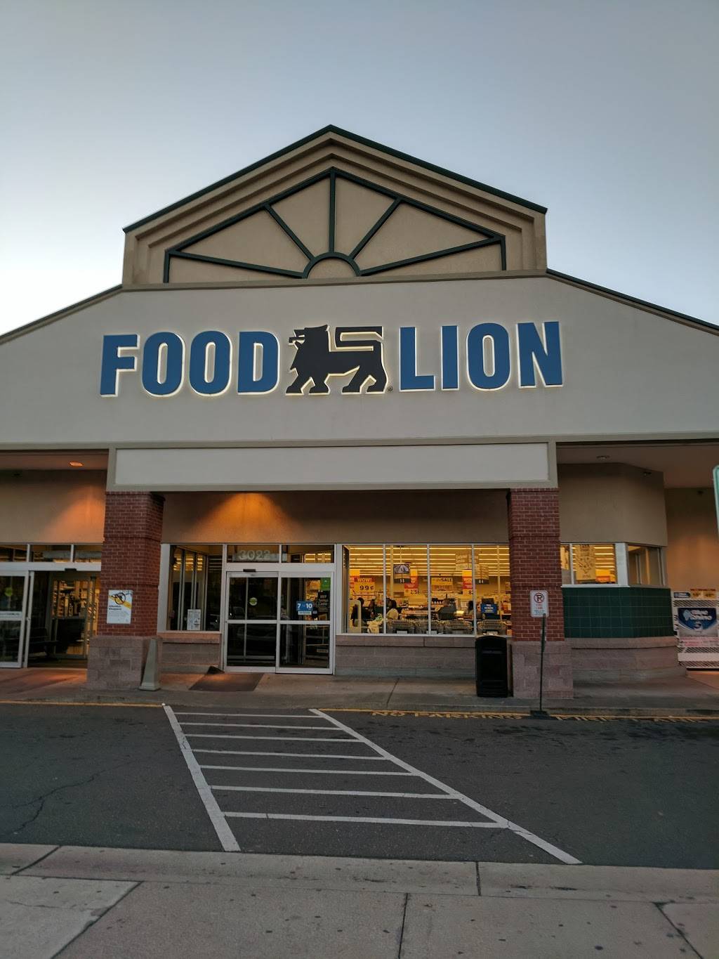 Food Lion 3022 Fayetteville St Durham Nc 27707 Usa [ 1365 x 1024 Pixel ]