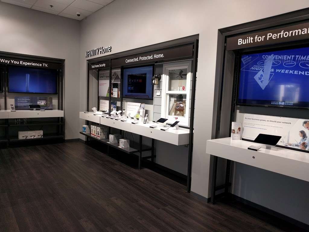 Xfinity Store by Comcast | 4555 Van Buren St, Riverdale Park, MD 20737, USA | Phone: (800) 266-2278