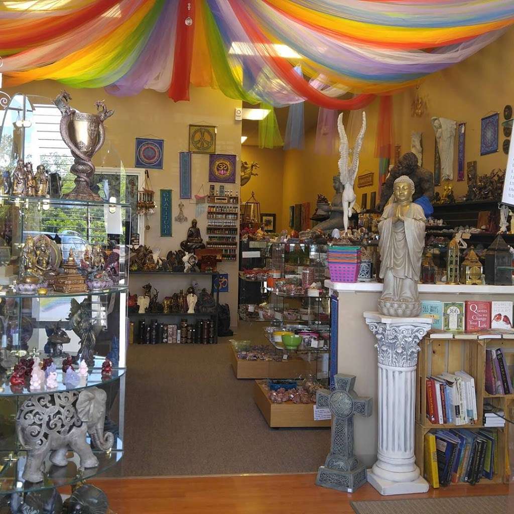 Spectrum A New Age Shop | 7827 N Oak Trafficway, Kansas City, MO 64118, USA | Phone: (816) 321-2658