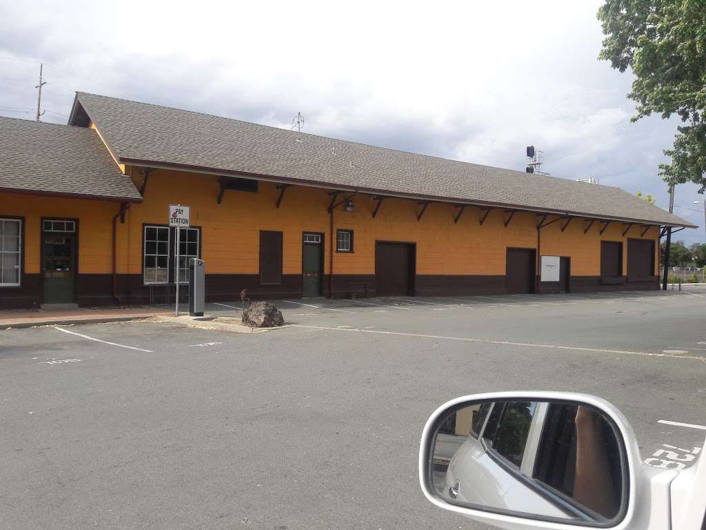 Martinez | 601 Marina Vista Rd, Martinez, CA 94553, USA | Phone: (800) 872-7245