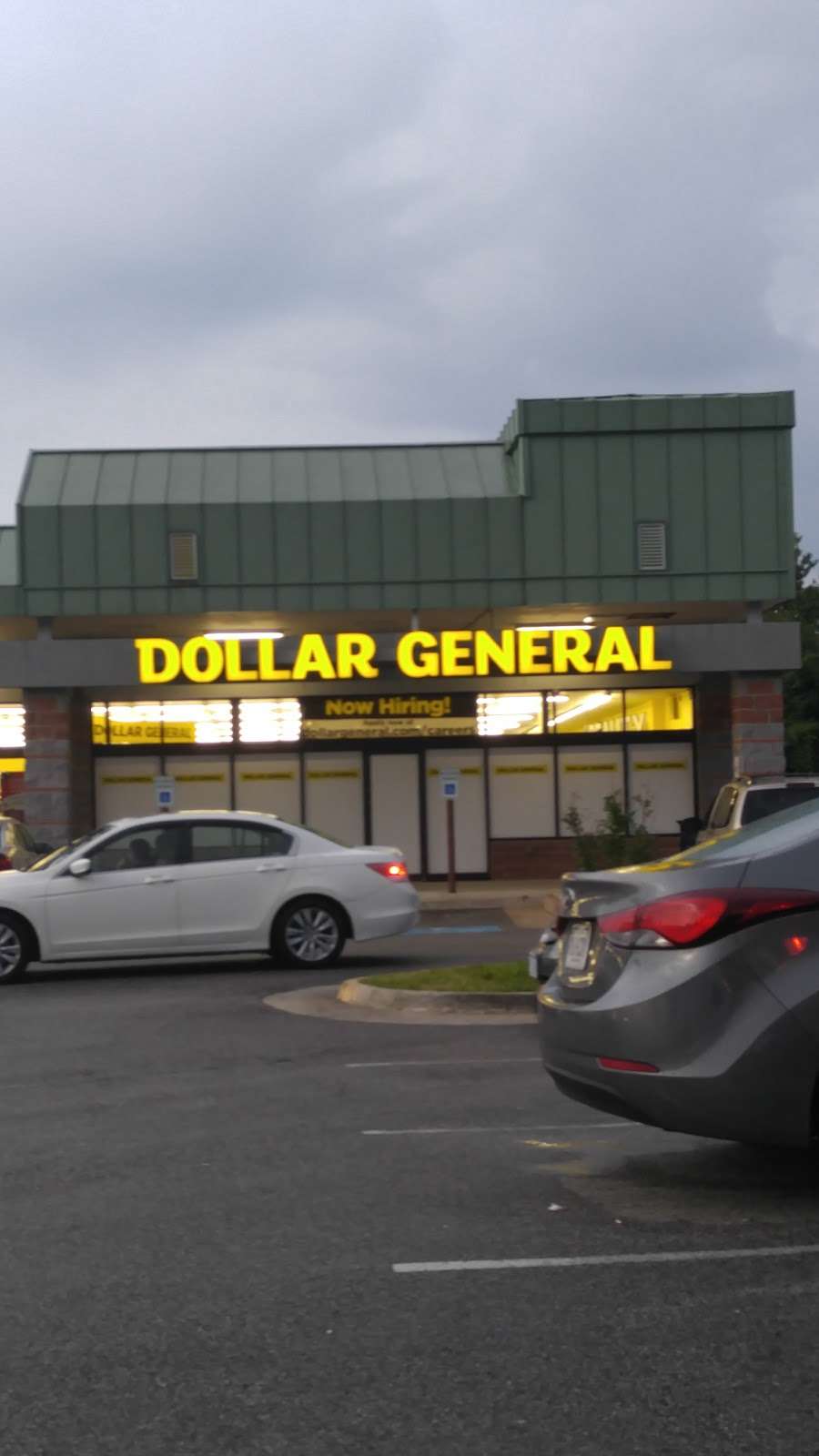 Dollar General | 13215 Occoquan Rd, Woodbridge, VA 22191 | Phone: (703) 496-4311