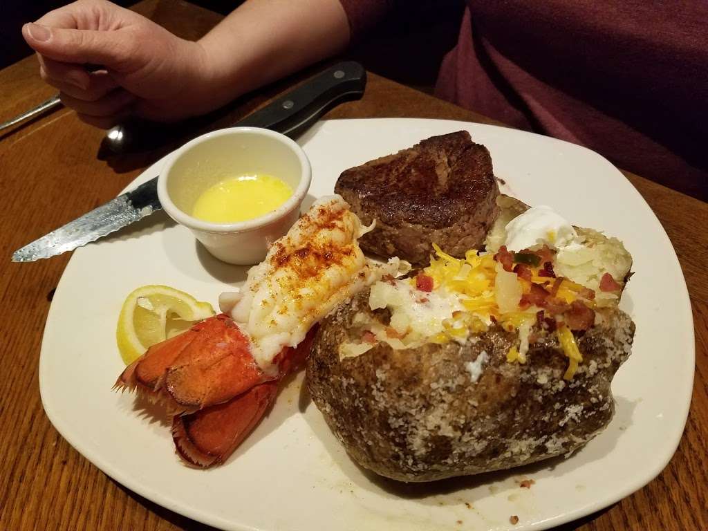 Outback Steakhouse | 7006 NW Barry Rd, Kansas City, MO 64153 | Phone: (816) 741-8900