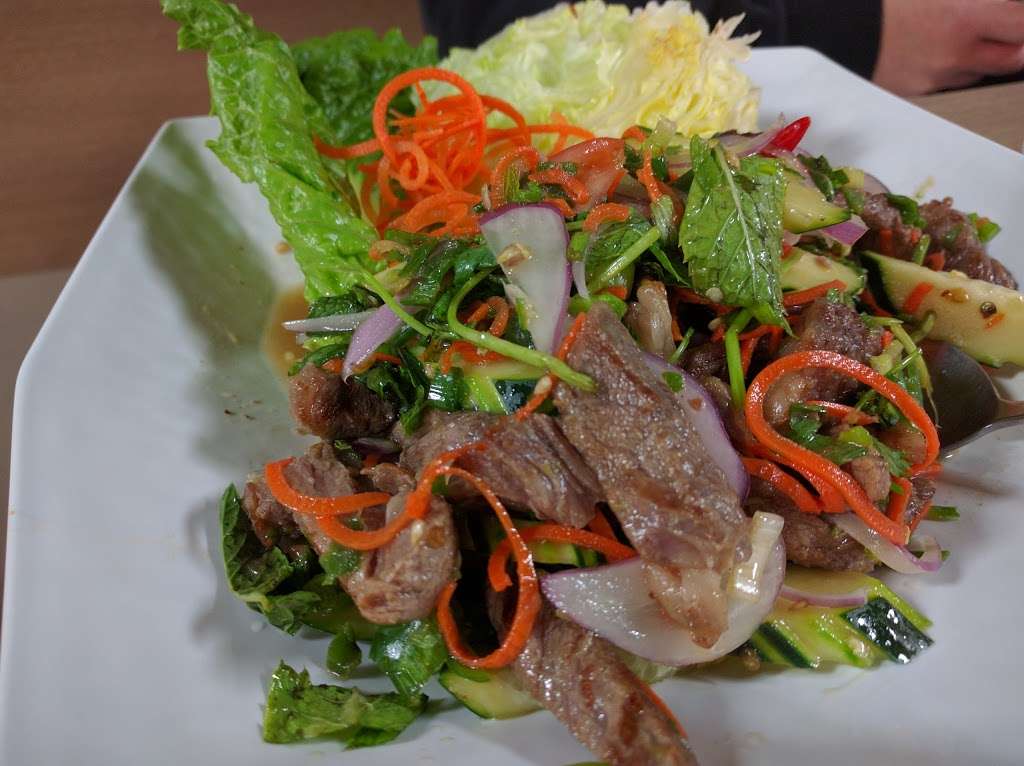 Little Buddha Thai Kitchen | 6237 Pats Ranch Road Suite E, Mira Loma, CA 91752, USA | Phone: (951) 432-7293