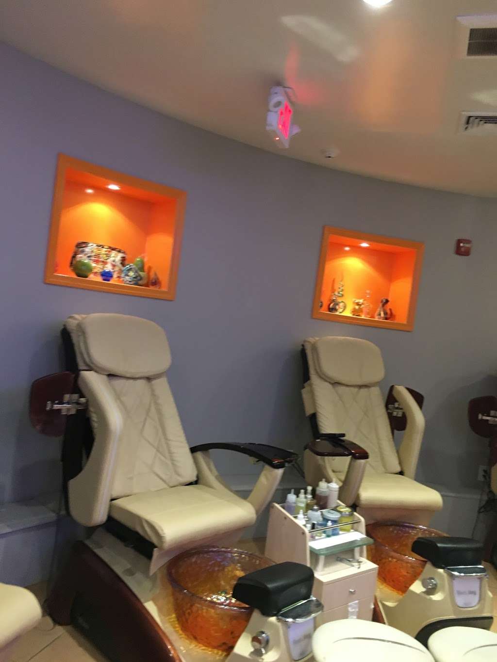 COCO2 nail &spa | 147 Mountain Ave, Hackettstown, NJ 07840, USA | Phone: (908) 979-3100