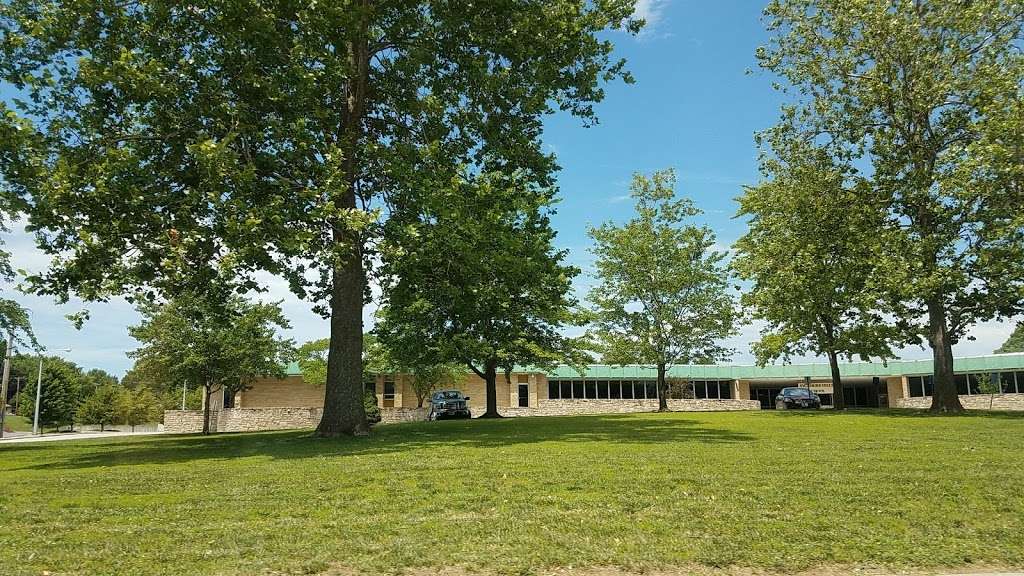 Sycamore Hills Elementary School | 15208 East 39th St S, Independence, MO 64055 | Phone: (816) 521-5465