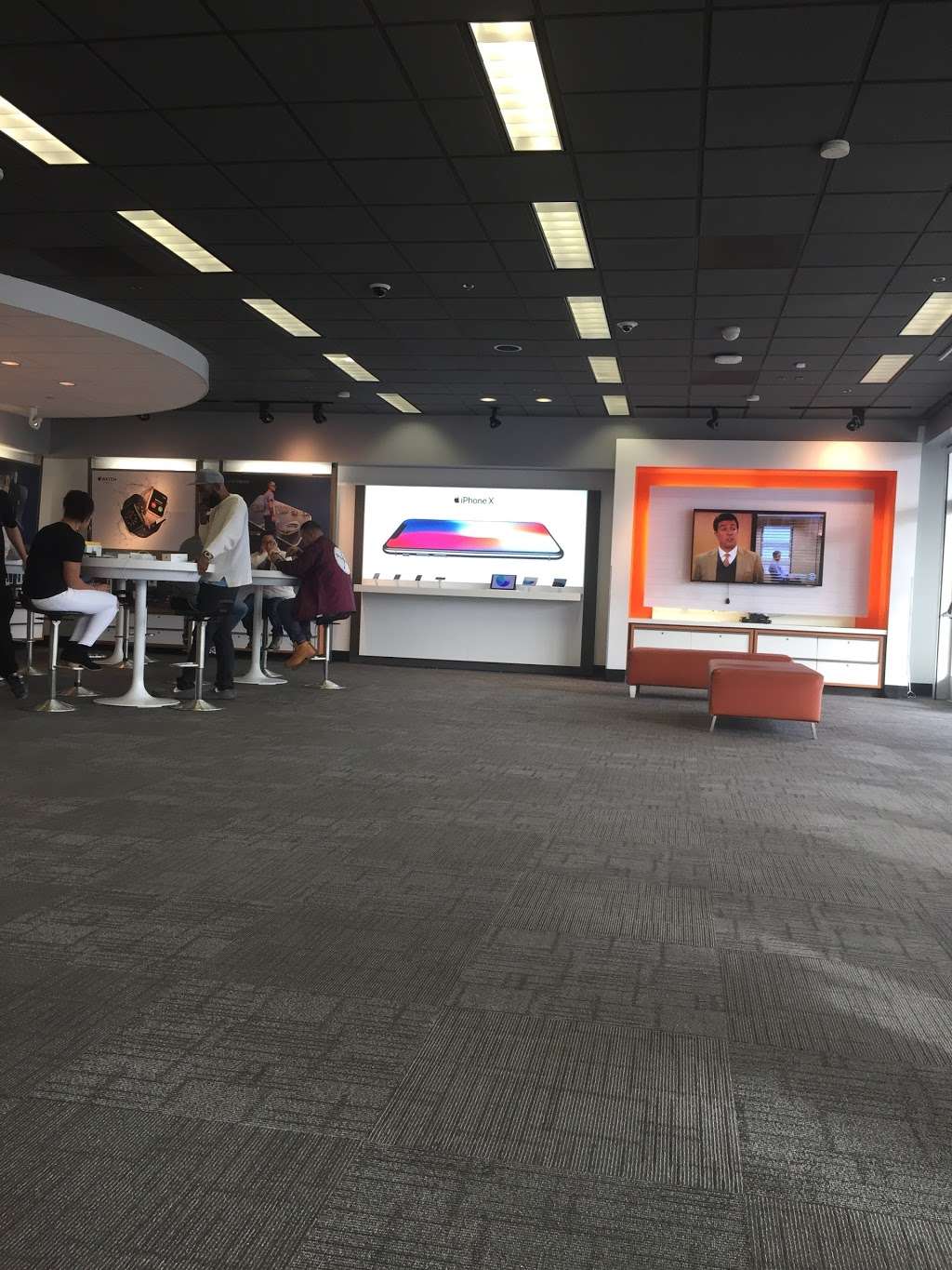 AT&T Store | 5249 Rosecrans Ave, Hawthorne, CA 90250, USA | Phone: (310) 725-9900